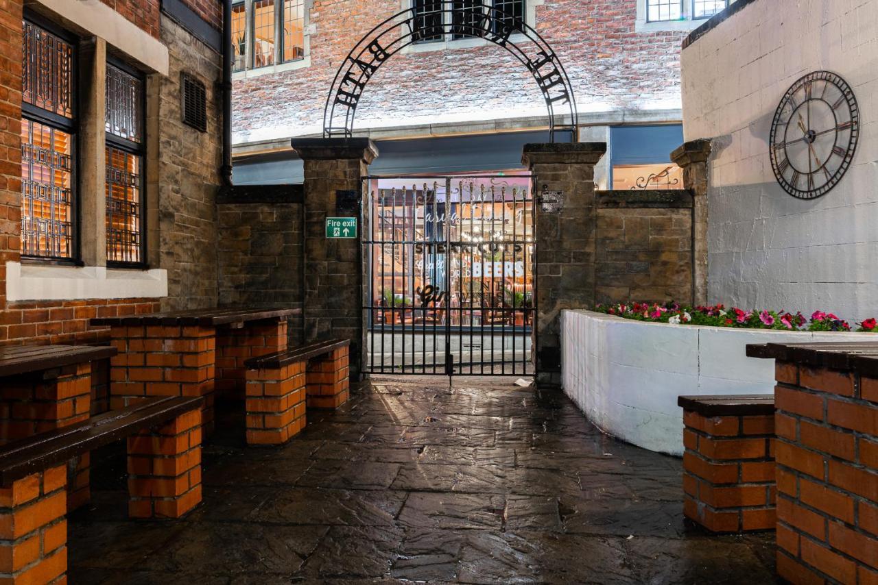 The Roman Bath York Exterior photo